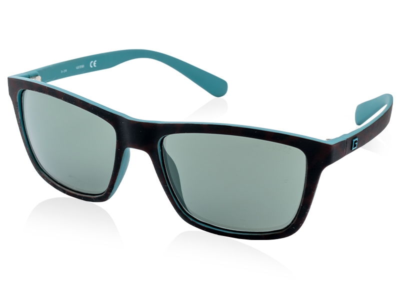 Слънчеви очила GUESS GU 6889 52A